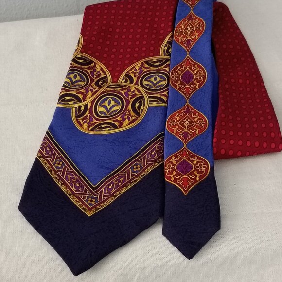 ❤️GIANNI VERSACE 100% Silk Necktie Tie Made in Spain - Picture 1 of 6